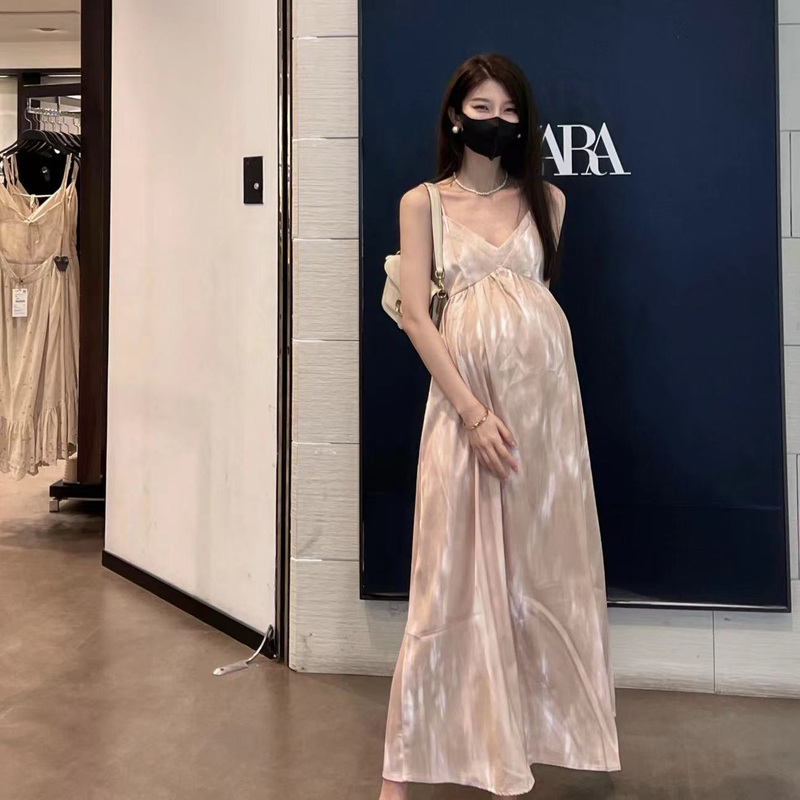 Hyde Mommy Maternity Wear Summer Beach Vacation Outing Pure Desire Atmosphere Whitening V-Neck Strap Ink Painting Dress
