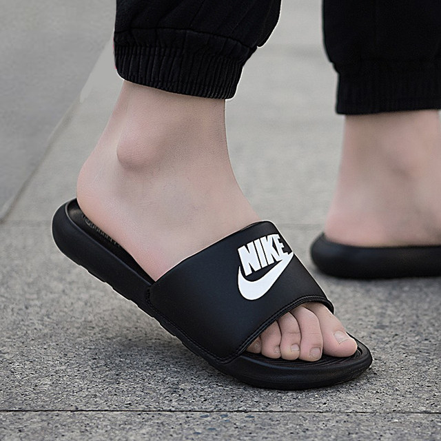 ເກີບຜູ້ຊາຍ Nike 2022 Summer New Sandals One-Word Flop Beach Shoes Casual Slippers CN9675-002