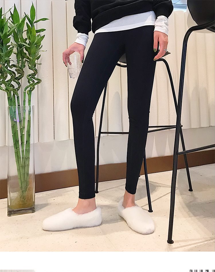 Tingting căng thể dục thể thao hoang dã xà cạp phụ nữ cưỡi quần bên ngoài mặc quần đen bó chặt năm quần - Quần tây thường quần áo nữ trung niên