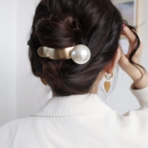 2022 new designer Beads Pearl Hair Clip Female Rear Brain Spoon High-end Hairpin High-end Send-sensing Top-Feel Top Clip Minimalist Headwear