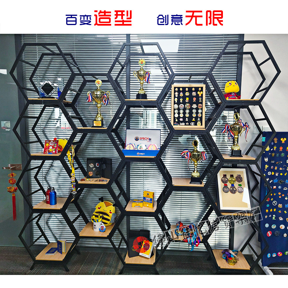 Wheel tea craft gift decoration ice roller skates showcase pillow medal trophy certificate commemorative coin gift box display stand