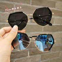 Hong Kong children sunglasses anti-UV boy glasses 3-12-year-old clams goggles walk show girl sunglasses tide