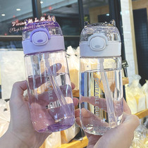 Hong Kong high face value straw cup with scale plastic water glass Summer student anti-fall couple with hand cup