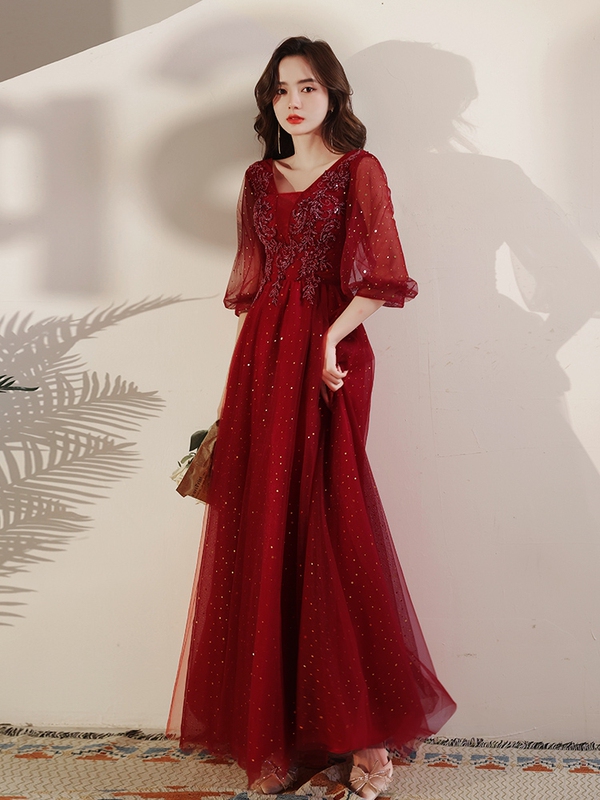 New Plus-Size Toast Dress for Chubby Women, Conceals Belly and Looks Slimming, 100kg Bride's Thank-You Reception Dinner Elegant Evening Dress, Red New Plus-Size Toast Dress for Chubby Women, Conceals Belly and Looks Slimming, 100kg Bride's Thank-You Reception Dinner Elegant Evening Dress, Red