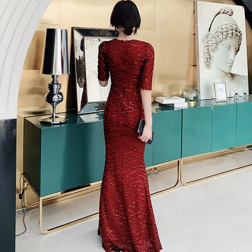 Красное вечернее платье, длинная приталенная юбка, премиум класс, крой «рыбий хвост»