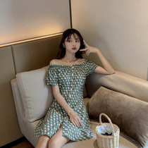 2021 summer new bellflower French style small fresh 150 short word shoulder careful machine temperament small skirt