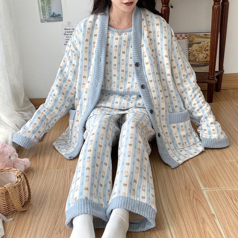 Air Cotton Postpartum Clothing Three-Piece Set, Spring and Autumn Style, Postpartum Maternity Pajamas, Winter Large Size, 100kg for Pregnant Women Expecting Delivery Air Cotton Postpartum Clothing Three-Piece Set, Spring and Autumn Style, Postpartum Maternity Pajamas, Winter Large Size, 100kg for Pregnant Women Expecting Delivery