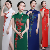 2020 New Qipao Womens End Atmosphere Fashion Open Fork Retro Long Stage Elegant Gown Walk Show Performance Out