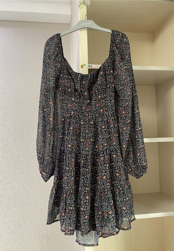 American Style Summer Floral Print Back-Tie Backless Long-Sleeve Mini Dress American Style Summer Floral Print Back-Tie Backless Long-Sleeve Mini Dress
