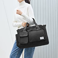 Черная сумка для путешествий