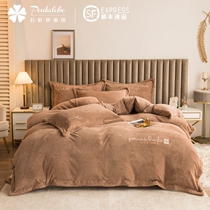 A Class A four - piece thickened milk velvet in winter is set with double - sided pure color warm flannel coral bed