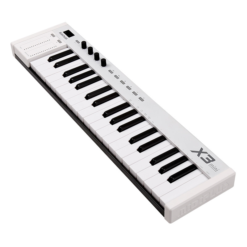 Москва midi. Novation 61sl mk3. Midiplus x3 mini. M-audio 49 core. Москва midi.