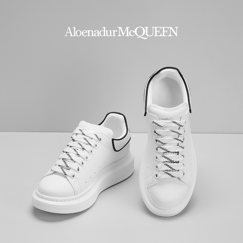 2026 Chip Version Mcqueen Couple's All-Season Sneakers for Men and Women, Thick-Soled Height-Increasing Light Luxury Versatile Rubber-Soled White Shoes Trendy 2026 Chip Version Mcqueen Couple's All-Season Sneakers for Men and Women, Thick-Soled Height-Increasing Light Luxury Versatile Rubber-Soled White Shoes Trendy