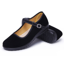 老北京平跟软底休闲黑布女鞋