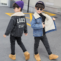 Childrens winter clothes 2020 new boy denim coat Korean version of the children plus velvet cotton padded jacket handsome thick clothes tide