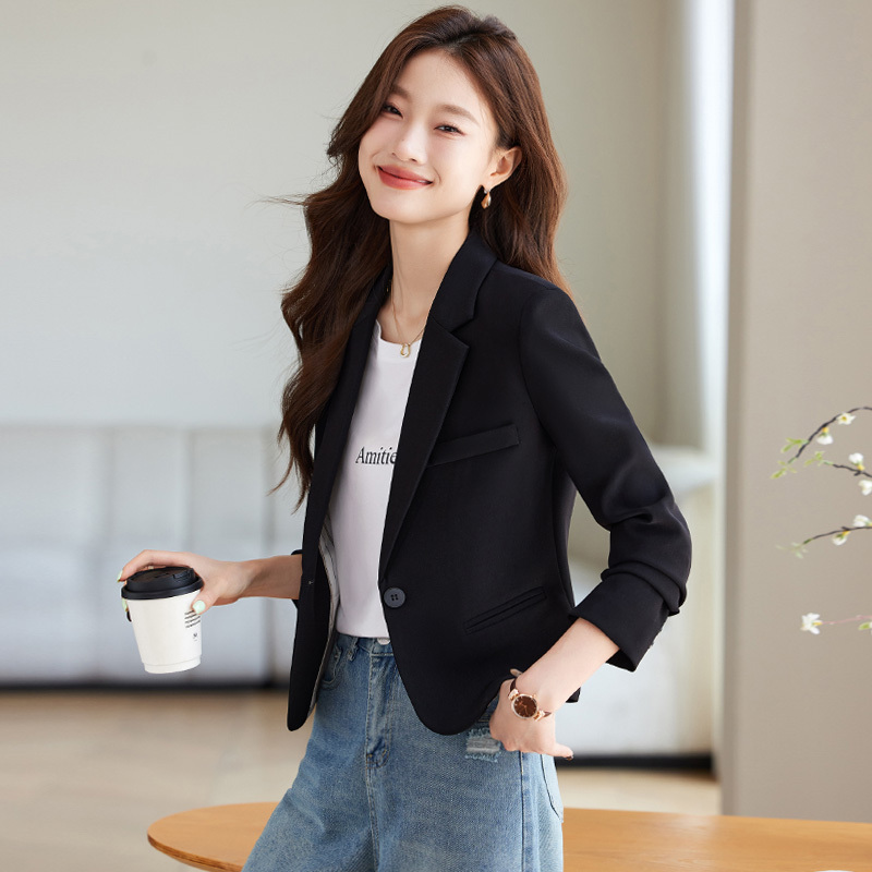 Black High-End Blazer for Women 2026 Spring and Autumn New Style Petite Casual Workwear with a Sense of Sophistication Slim Fit Small Suit