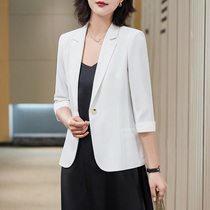 White suit jacket female summer 2022 new small sub fashion Temperament Big Code Lady Superior Feel West Suit