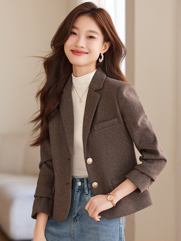Brown Short Woolen Blazer for Women, Spring and Autumn 2026 New Style, Petite Ladies' Casual Woolen Blazer