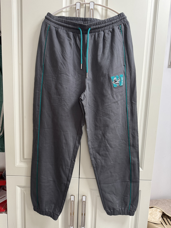 Domestic Men's Knit Pants for Spring and Autumn, Comfortable Disney Collaboration Knit Jogger Pants, Sports Casual Sweatpants Domestic Men's Knit Pants for Spring and Autumn, Comfortable Disney Collaboration Knit Jogger Pants, Sports Casual Sweatpants