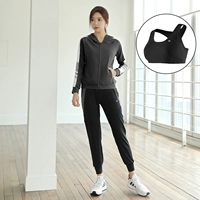 553 Черная куртка +583 Серые брюки +391 Черная грудь