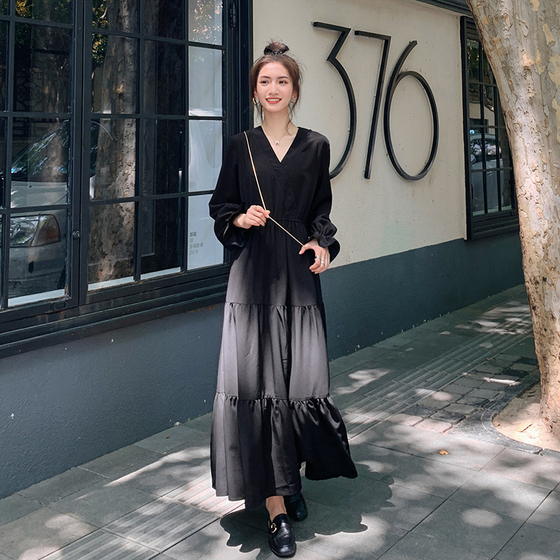 Black French-Style 2026 Spring and Autumn New Dress, Waist-Cinching, Slimming, Long Skirt, Hepburn Style, Ankle-Length Dress