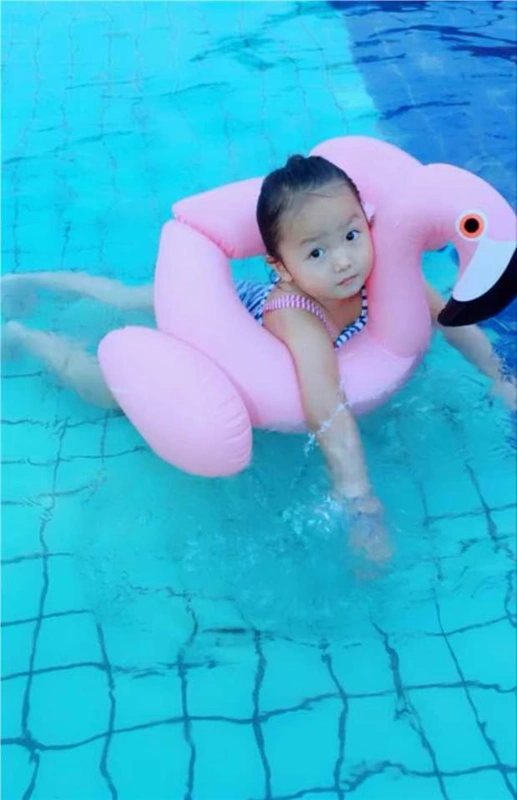 Vòng bơi cho bé flamingo in lưới đỏ bơi vòng dễ thương gắn nước 3 tuổi và trên vòng tròn phao bơi trẻ em