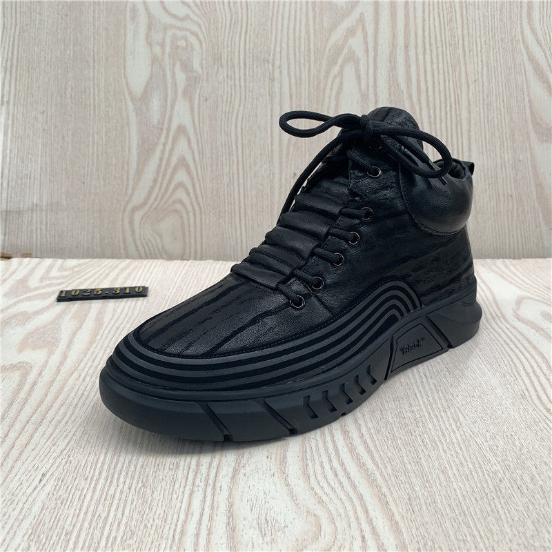Clearance treatment 19 winter new leather men's shoes fashion high tube casual warm daily board shoes simple youth
