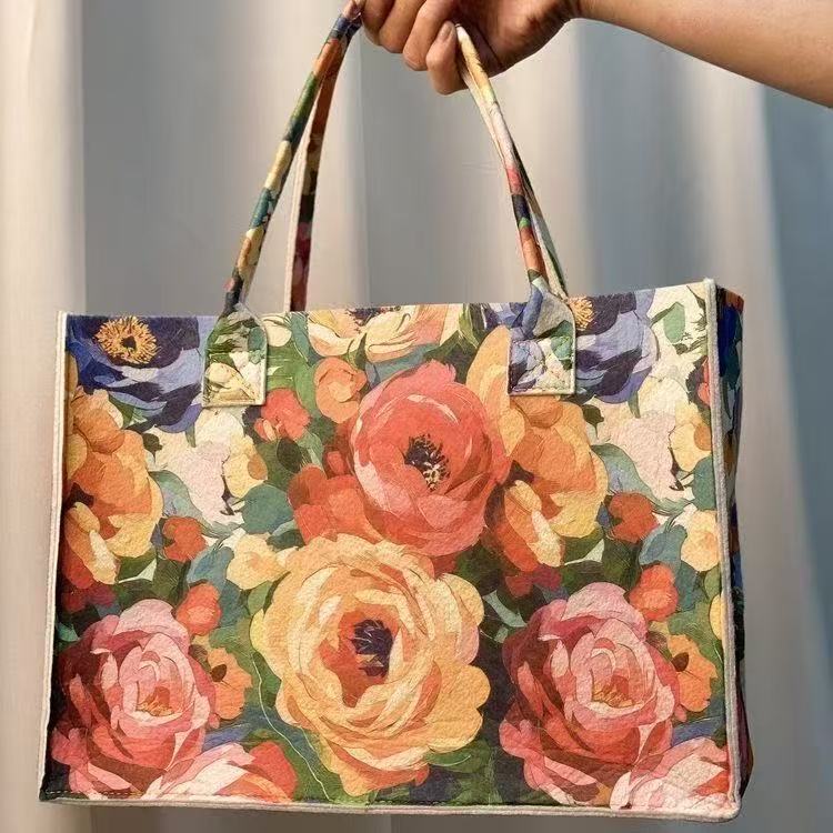 French Retro Niche Oil Painting Felt Jacquard Large-Capacity Tote Bag New Handbag for Shopping and Grocery Shopping French Retro Niche Oil Painting Felt Jacquard Large-Capacity Tote Bag New Handbag for Shopping and Grocery Shopping