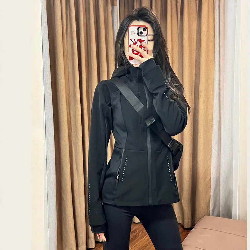 American-Style Trendy Plus-Size Women's Hooded Jacket, Spring 2026, Large Size, Slim Fit, Waist-Cinching, Windbreaker, Trendy