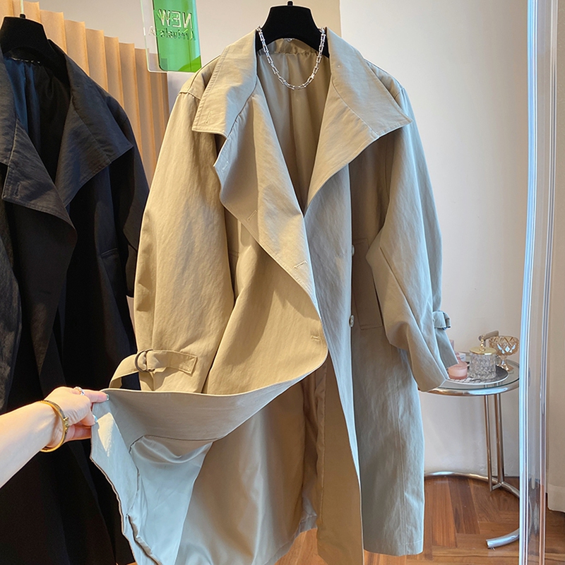 European Style Plus-Size Designer Trench Coat for Women, Autumn 2026 New Model, Versatile and Slimming Mid-Length Coat for Curvy Women, Trendy