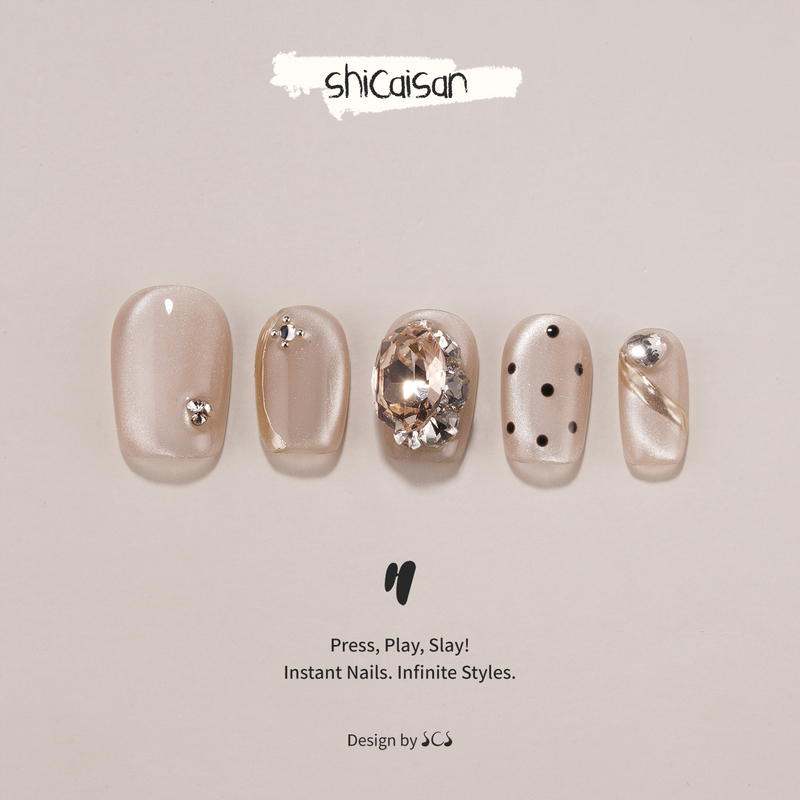 Ten Colors Three【Swan Lake】Handmade Wearable Nails 2026 New Cat Eye Polka Dot Sparkling Diamond High-End Short Style