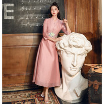 Retro Chinese style dress female 2021 summer long V collar modified cheongsam young luxury celebrity temperament