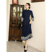 Improved cheongsam 2021 spring new Chinese style buckle embroidery high-end Chinese retro womens dress women