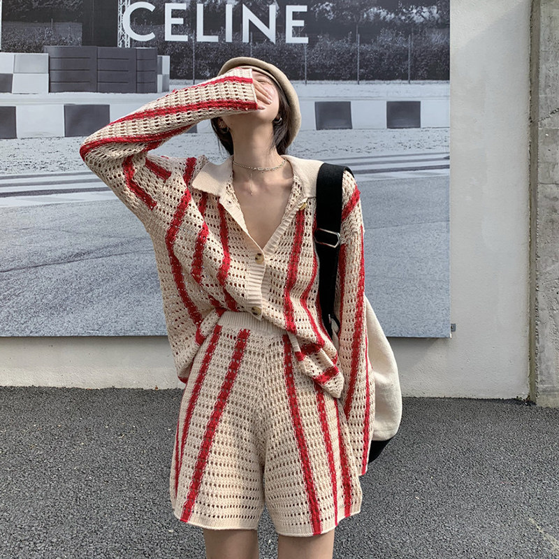 Port Wind Suit Women Retro Chic Hollowed-out Striped Casual Foreign Pie LAZY WIND KNIT TWO SETS 2021 FALL TIDE