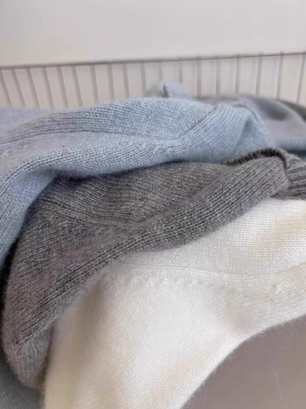 New Style Polo Collar Wool Sweater for Women, Loose Fit, Korean Fashion, Versatile Knit Base Layer, Slimming Effect, Turn-Down Collar Sweater New Style Polo Collar Wool Sweater for Women, Loose Fit, Korean Fashion, Versatile Knit Base Layer, Slimming Effect, Turn-Down Collar Sweater