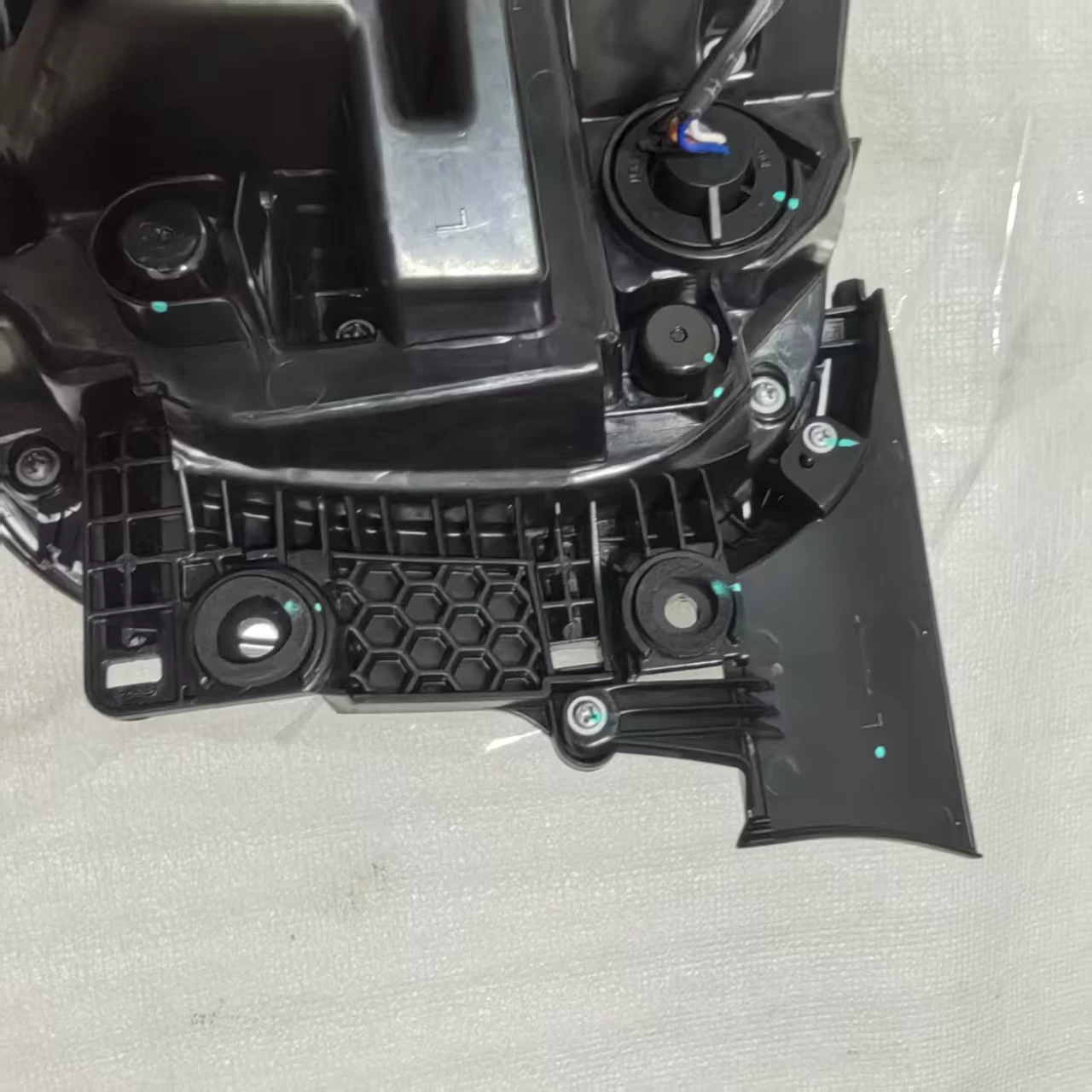 JAC New Energy Yttrium 3 антиколлизионная задняя фара rear taillight assembly слева и справа задние фонари указатели поворотников тормозные огни оригинальные