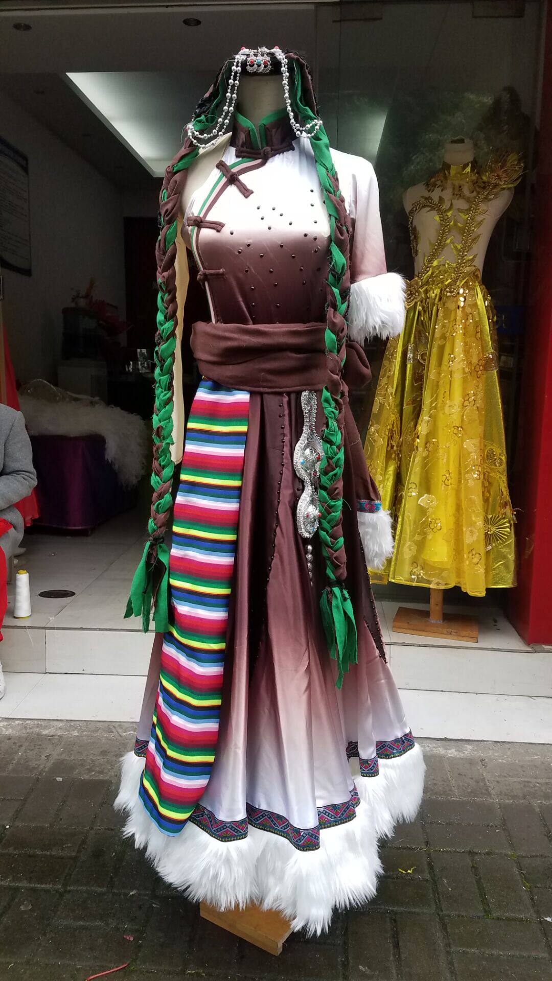 New dance contest Tibetan solo dance 