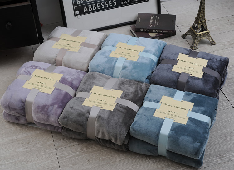 Mùa đông dày flannel san hô fleece chăn chăn sheets sofa chăn đóng dấu bằng văn phòng giản dị chăn