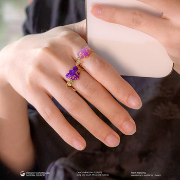 Shu julai fox mask ring 18k gold