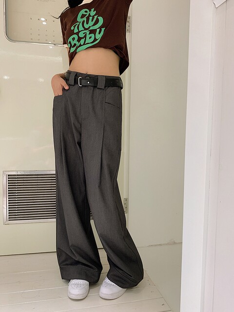 ການອອກແບບ niche ສີຂີ້ເຖົ່າ slim straight suit pants 2024 ດູໃບໄມ້ລົ່ນແລະ summer ຮູບແບບຮ້ອນໃຫມ່ວ່າງຂາຍາວກາງເກງບາດເຈັບແລະສໍາລັບແມ່ຍິງ