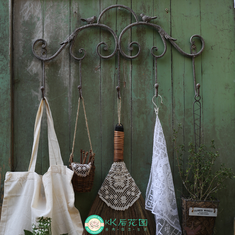 Exported Wrought Iron Wall Hooks, Vintage Style for Clothing Stores, Gardens, Retro European-Style Courtyard Hooks, Super High Quality