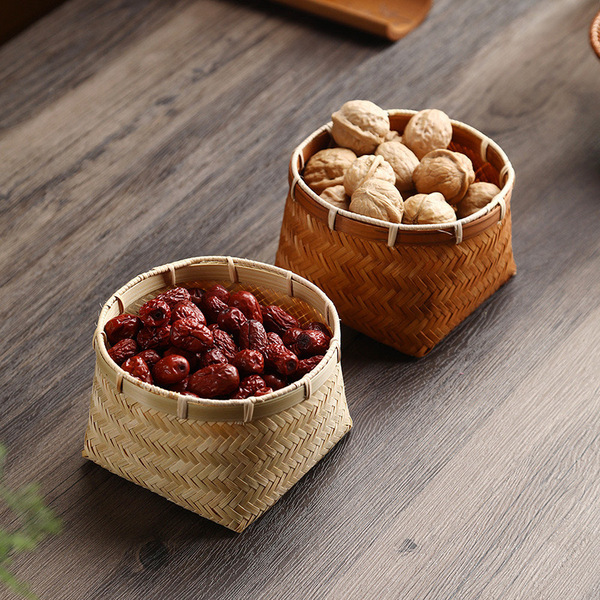 Natural Handmade Bamboo Basket with Square Bottom and Round Mouth, Bamboo Basket for Snacks and Treats, Vintage Small Basket for Home Use