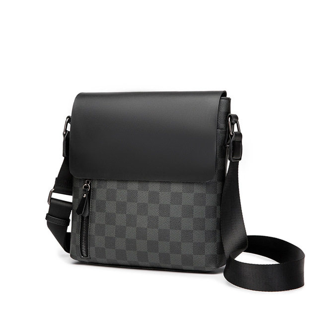 Men's bag bag bag bag bag bag man's Korean version of casual plate tattoo bag travel business bag bag