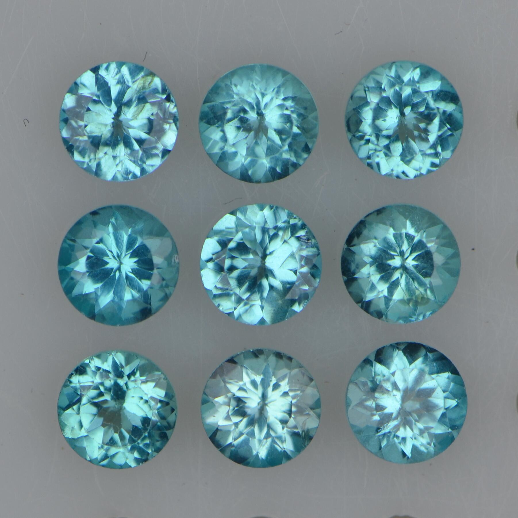 パライバカラーアパタイト 19元 天然ルースストーン ラウンド 5x5 mm