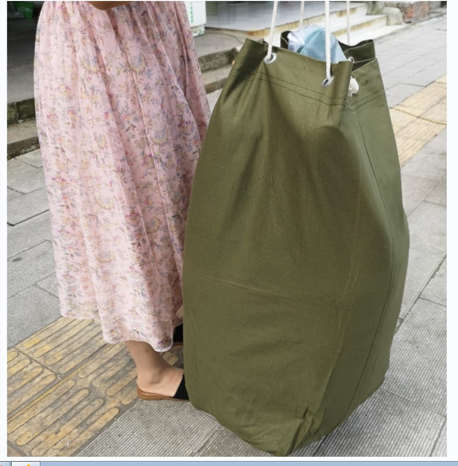 Large-capacity flight clothing bag strong canvas toilet bag car household storage Fuzhou quilt factory in the 90s