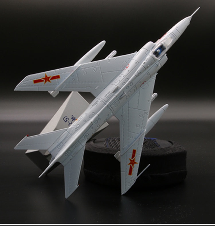 1/72 Chinese Q-5 Attack Aircraft/ Q-5/ Hurricane No. 1 Hydrogen Bomb Bomber Q-5 Alloy Aircraft Model