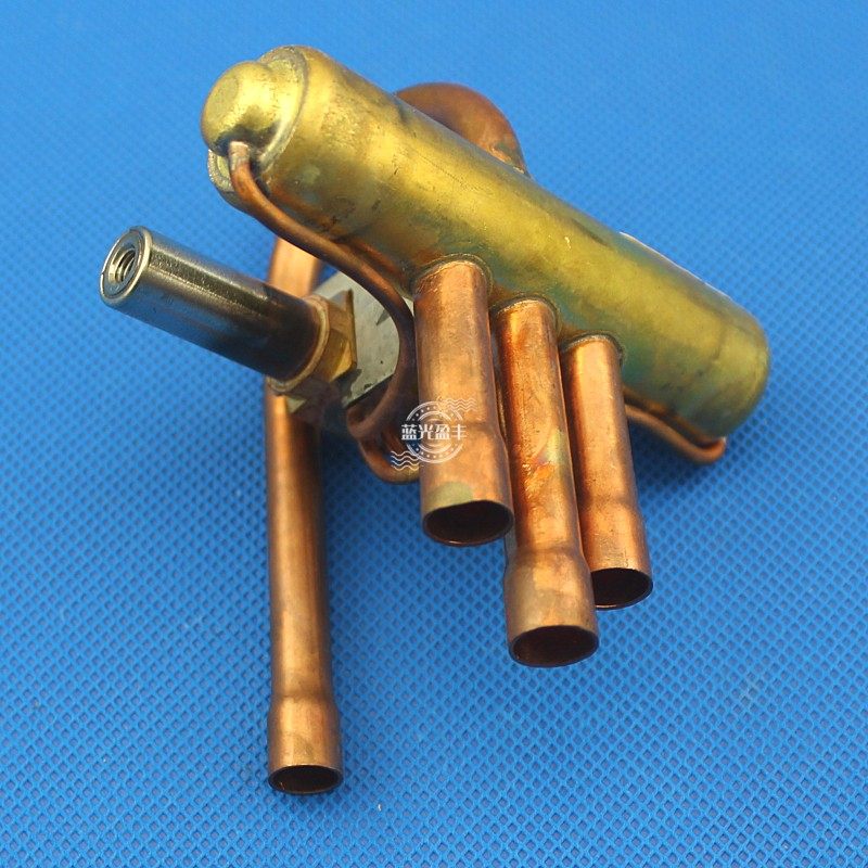 4-WAY REVERSING VALVE PART NUMBER DSF-4-1230M 3