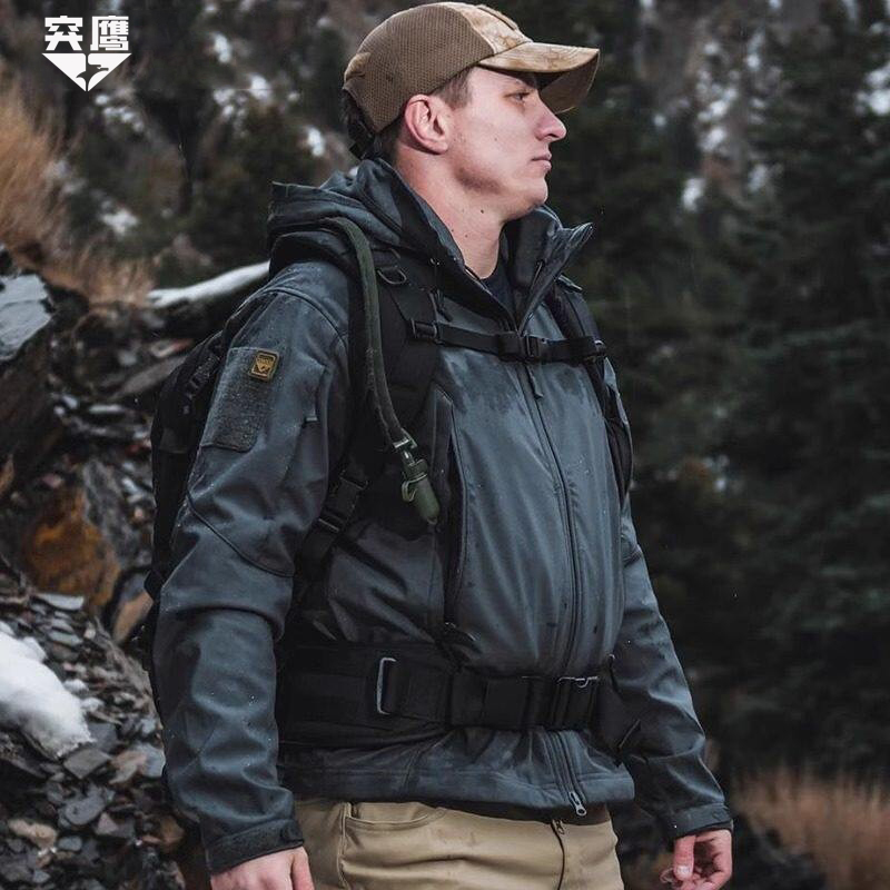 American Eagle Peak Tactical Softshell Jacket Windproof Water-Repellent Fleece Lined Jacket Stretch Sharkskin Coat American Eagle Peak Tactical Softshell Jacket Windproof Water-Repellent Fleece Lined Jacket Stretch Sharkskin Coat