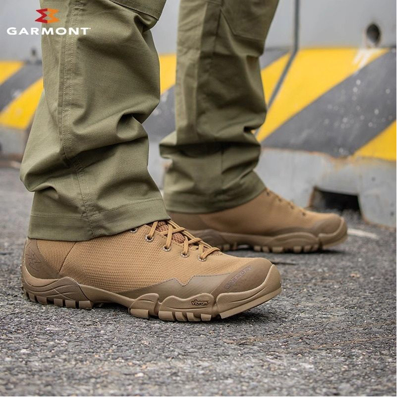 Italian Garmont 4.2 Commuter Boots Men's Outdoor Breathable Waterproof Hiking Shoes Breathable Mountaineering Shoes Boots