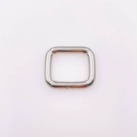 Серебристо-белый, 2см